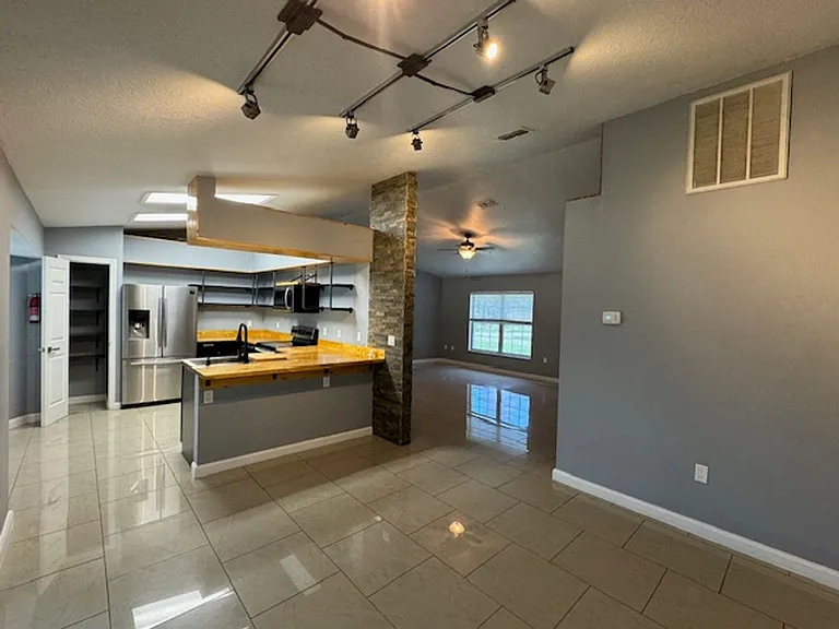 6760 Cherry Rd — Photo 14