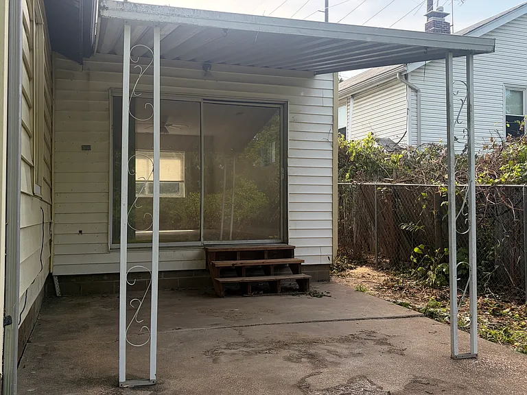 9703 Lilac Dr — Photo 18