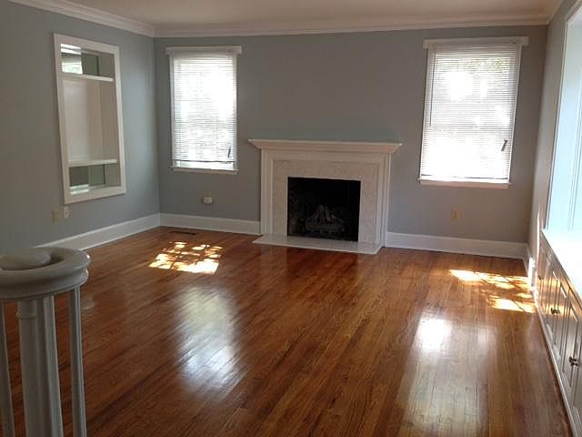 1st image of 740 E Franklin St