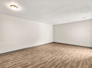 $500 OFF MOVE-IN COSTS!, Albuquerque, NM 87110