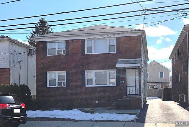 1st image of 71 Eagle St #1