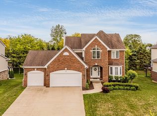 57677 Blossom Valley Trl, New Hudson, MI 48165