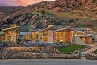 4141 Canyon Estate Dr-001