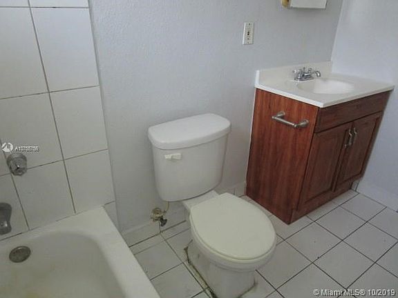 5th image of 1245 NW 68th St #1247