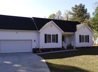 2701 Knightwood Rd, Fuquay Varina, NC 27526