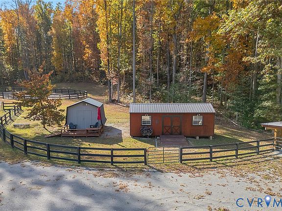 5th image of 15167 Indian Springs Ln