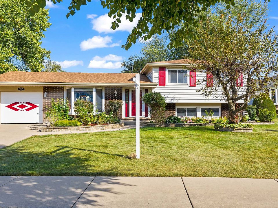 1st image of 707 W Gettysburg Dr