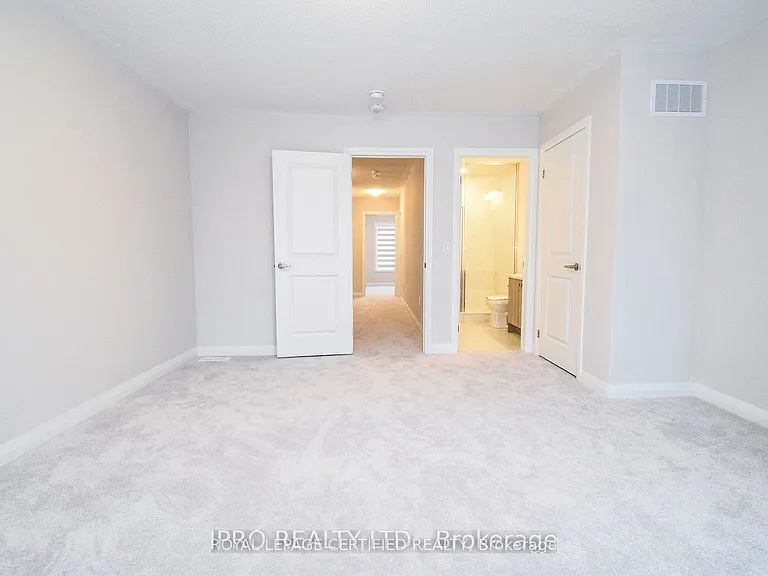 585 Colborne St E #404 — Photo 22