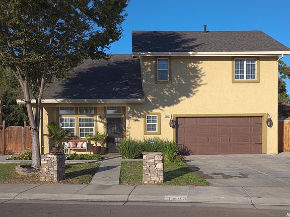 3rd image of 3943 Monique Cir