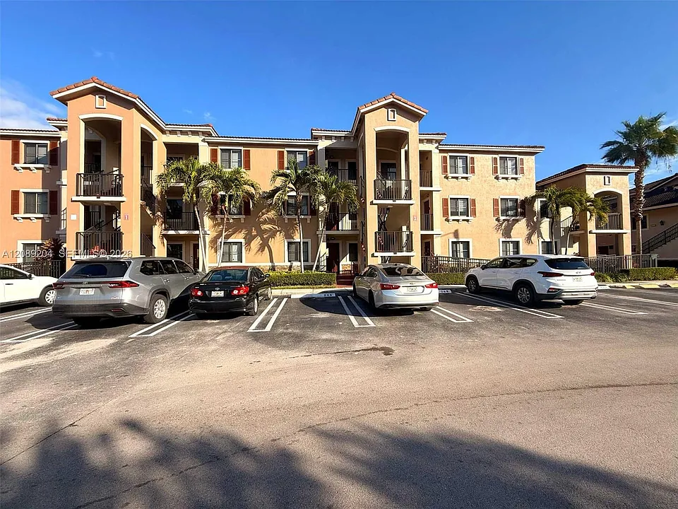 22301 SW 88th Pl #104-3