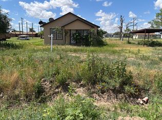 617 W Price St, Floydada, TX 79235