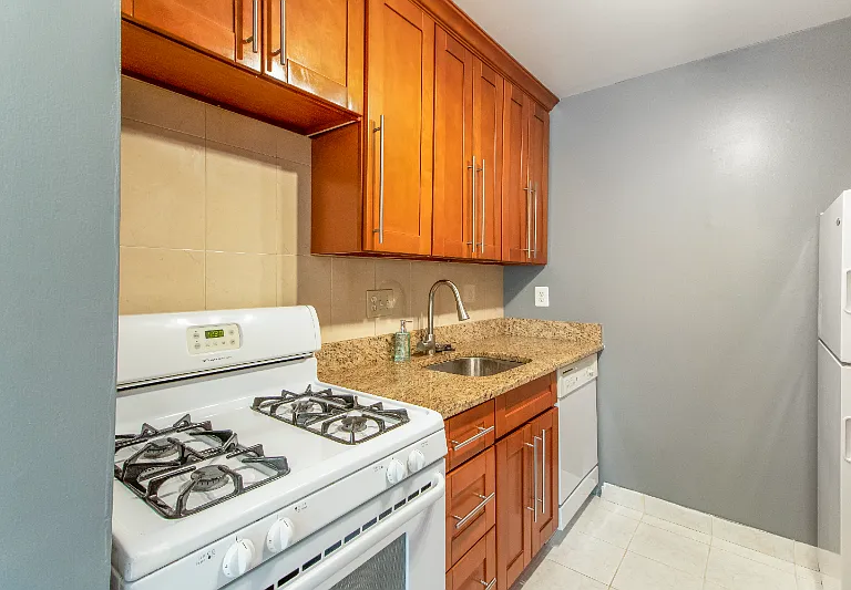 7600 Savannah St #201 — Photo 18