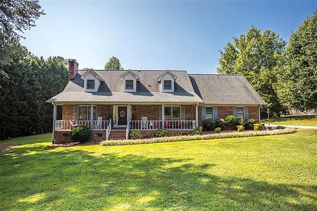 1st image of 2073 Stonehenge St