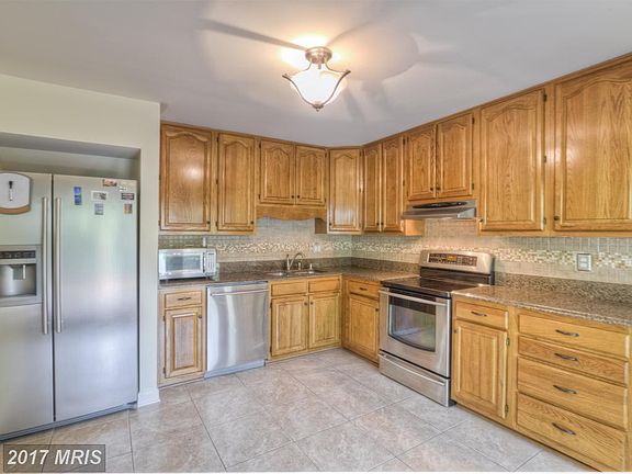 2nd image of 15 Woodlawn Ter