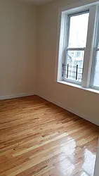 Rented by Space Link Realty