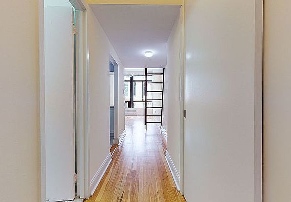 5th image of 1 Astor Pl APT 8D