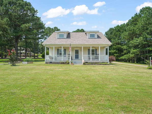 106 Triple Crown Run, Louisburg, NC 27549