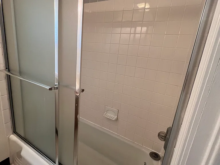 521 Burncoat St #1 — Photo 11