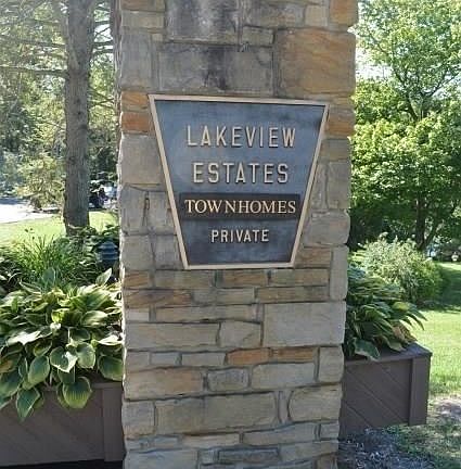 2nd image of 403 Lakeview Estate Townhomes