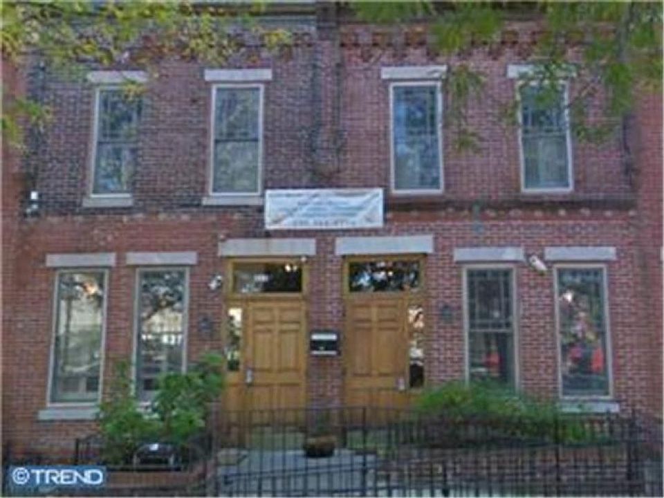 2nd image of 412 Chambers Ave