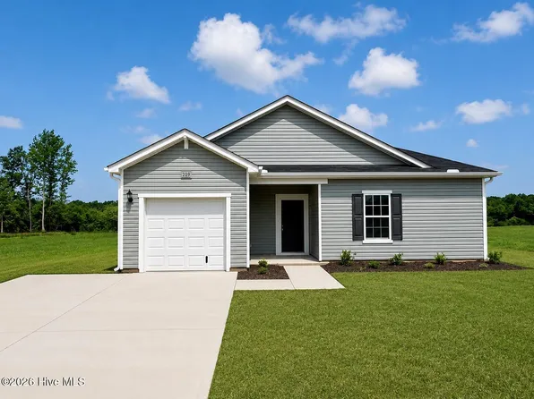 209 Hallwood Drive, Pikeville, NC 27863