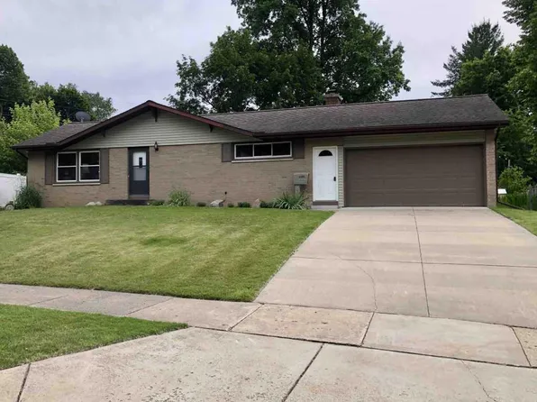 2552 Longmeadow St NW, Grand Rapids, MI 49504