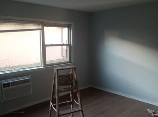 6627 W Lloyd Dr APT 2, Worth, IL 60482