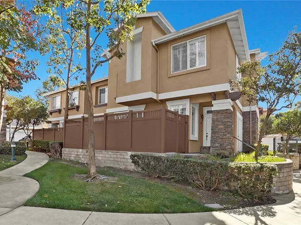 1211 Evergreen Ct, Carson, CA 90746