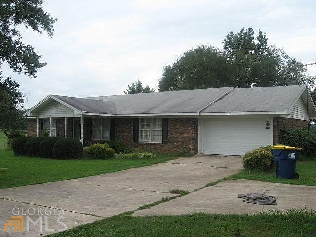 2nd image of 748 Ridgeview Rd