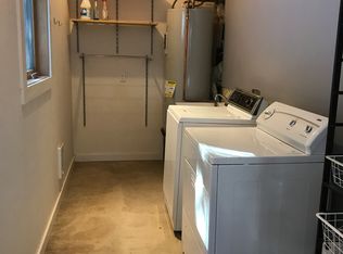 100 Lakeshore Dr, Sagle, ID 83860