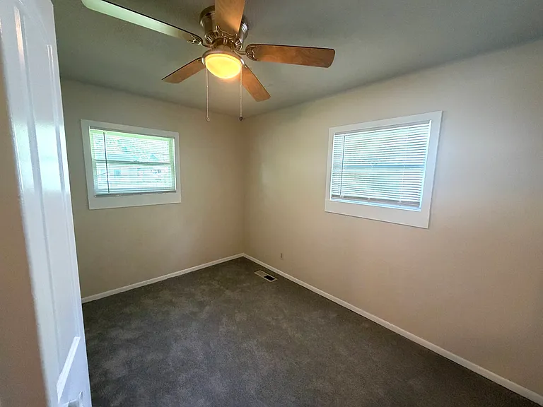 1404 Glendale Dr — Photo 20