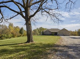 17901 SE 14th Rd, Dearborn, MO 64439