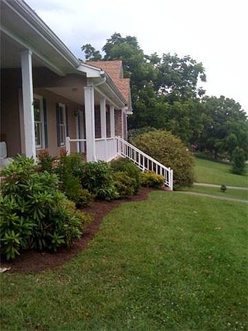 1st image of 307 Kennedy Dr
