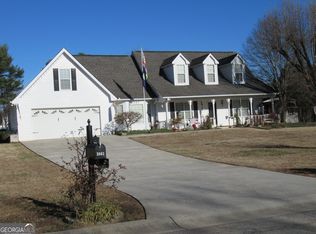 3643 Saddlebrook Dr, Loganville, GA 30052