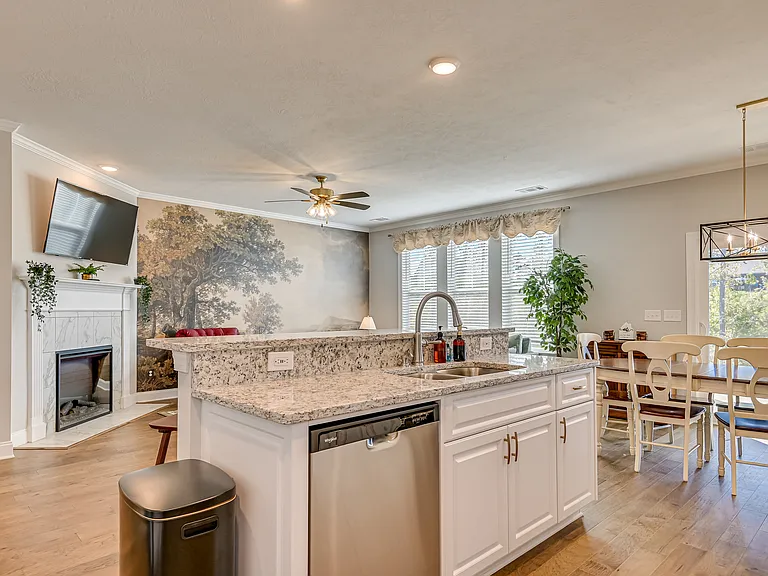 954 Lillian Park Dr — Photo 5