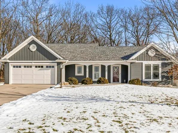 308 Haines Dr, Elkhart, IN 46514