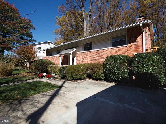 3rd image of 11221 Waycross Way