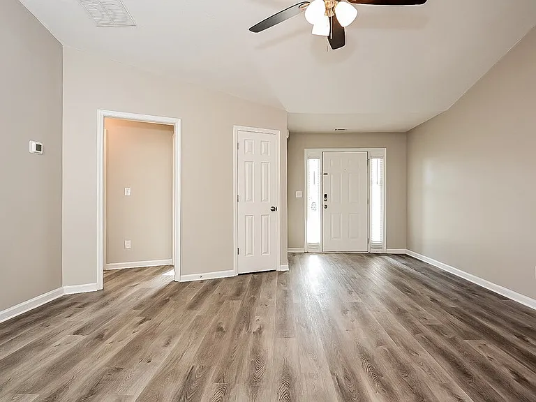 3060 Century Ln — Photo 4