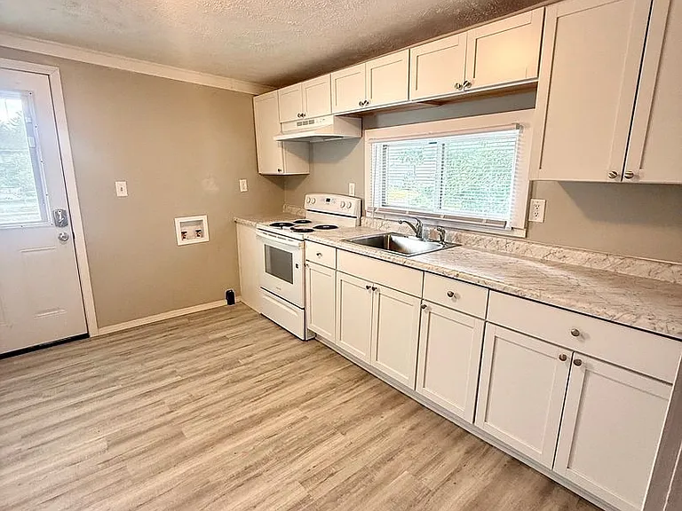 301 E Memorial Dr. (Wilson Acquisitions, LLC) — Photo 1