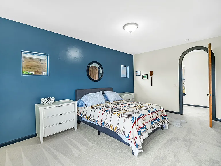 411 Cielo Cir — Photo 35