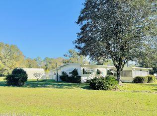 779 Ridgeline Rd, Satsuma, FL 32189