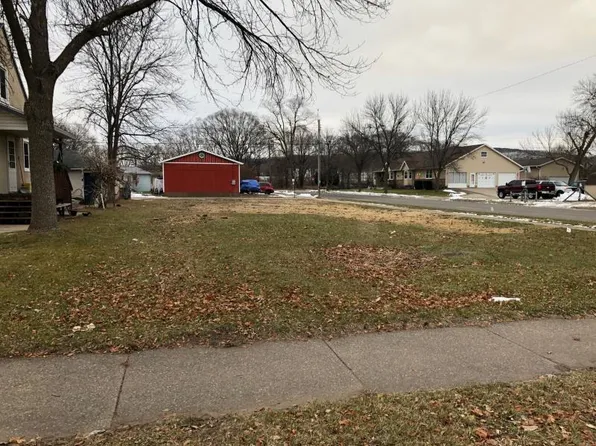 2502 Onalaska Ave, La Crosse, WI 54603