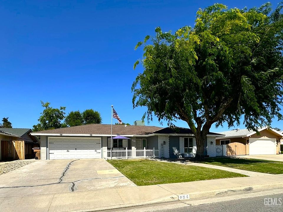 1st image of 204 Bermuda St