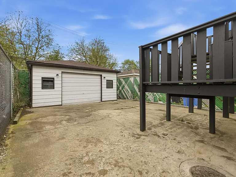 736 N Sawyer Ave #G — Photo 9