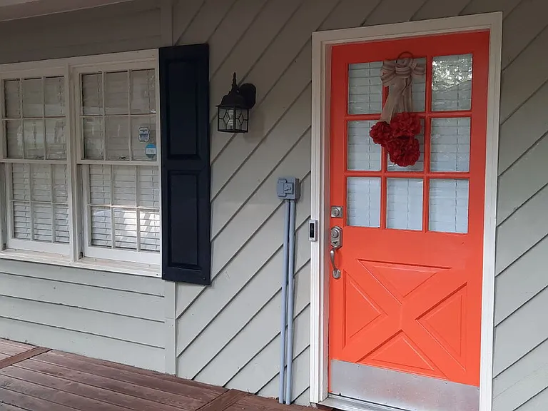 4472 Old Mabry Pl NE — Photo 2