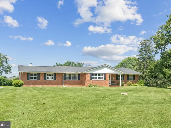 587 School House Rd, Kennett Square, PA 19348