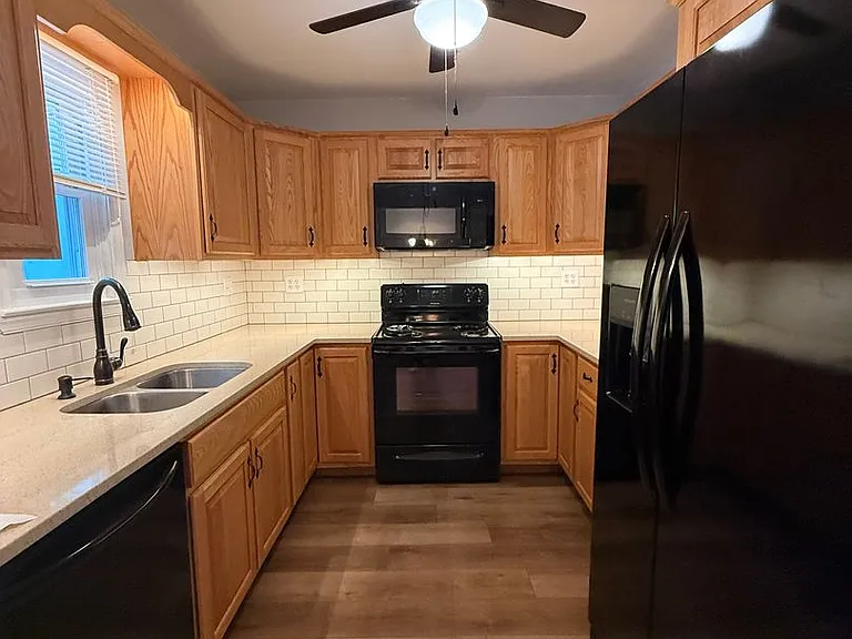 97 Providence Ave — Photo 11