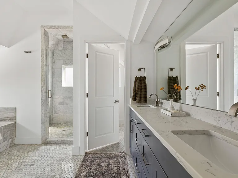 1182 Oakgrove Ave #A — Photo 32