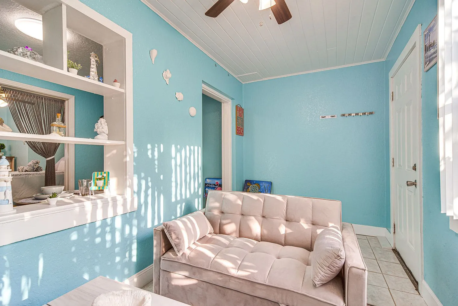 1 bed, 1.0 bath, 495 sqft, $2,322 — Photo 1