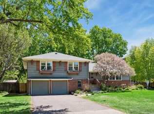 6717 Southdale Rd, Edina, MN 55435